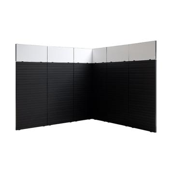 Stojak wystawowy FlexiSlot® "Style-Black" o wymiarach 2 850 x 2 800 mm, narożny